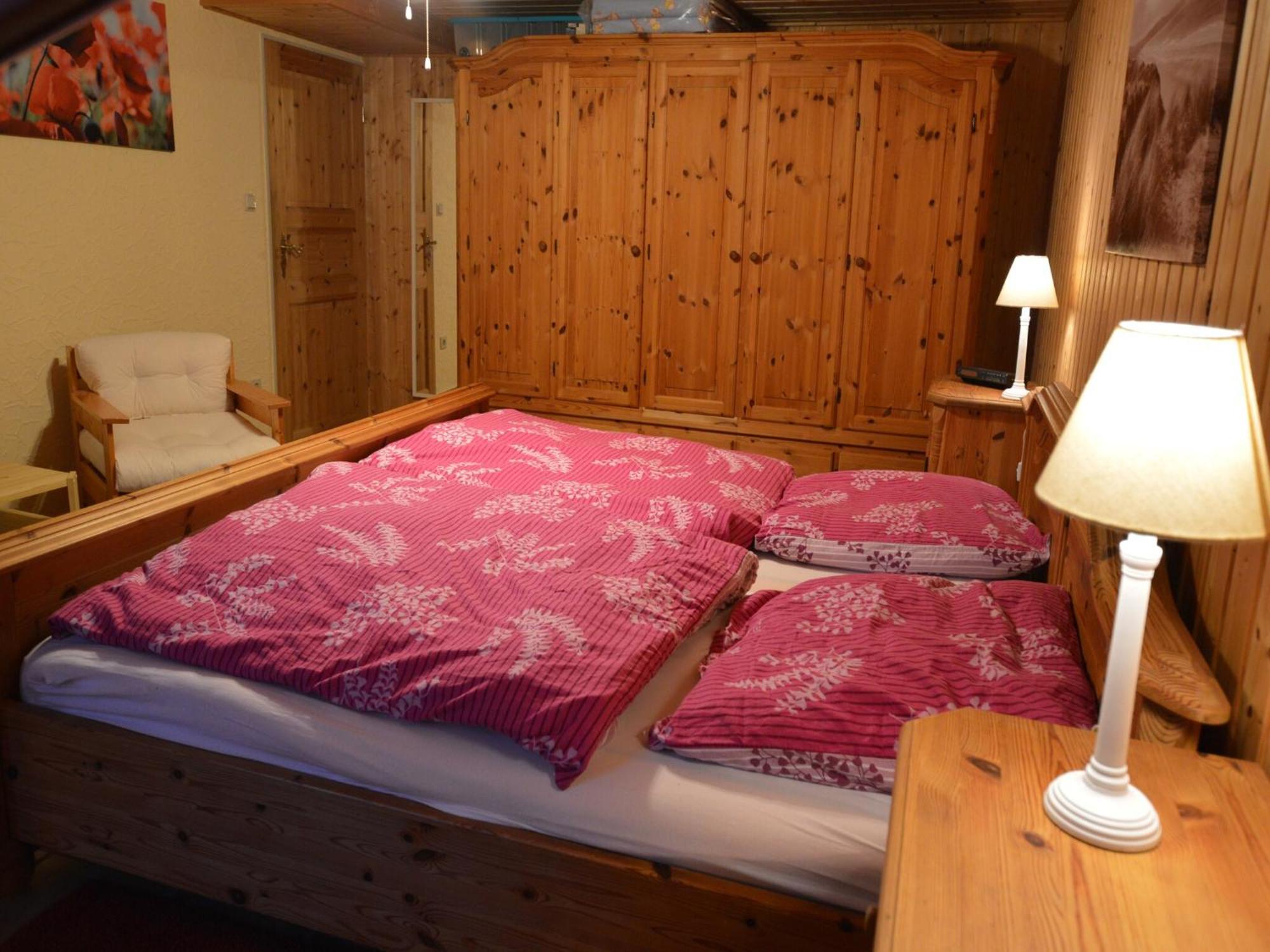 Cosy Apartment In Manderscheid With Balcony Luaran gambar