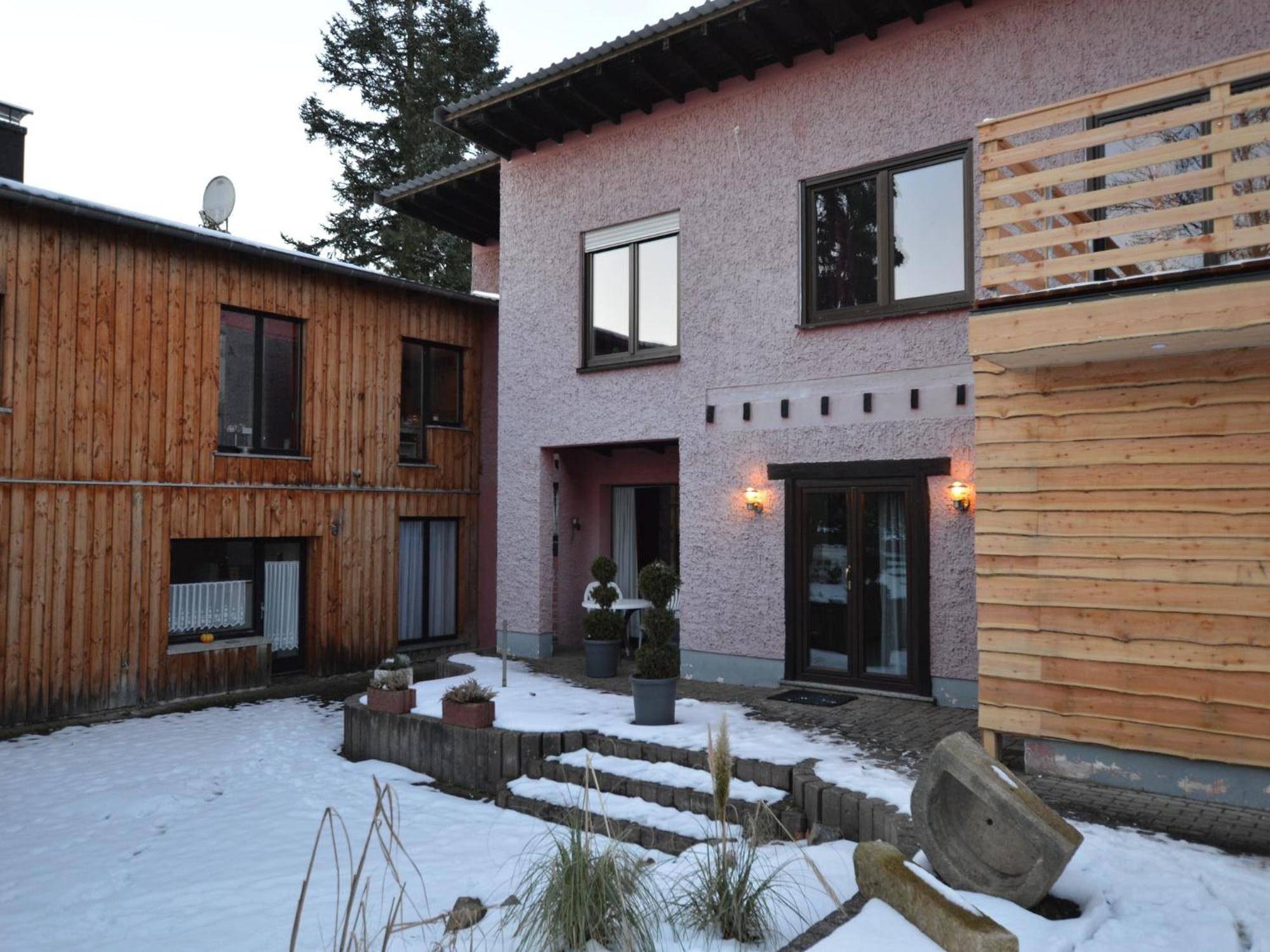 Cosy Apartment In Manderscheid With Balcony Luaran gambar